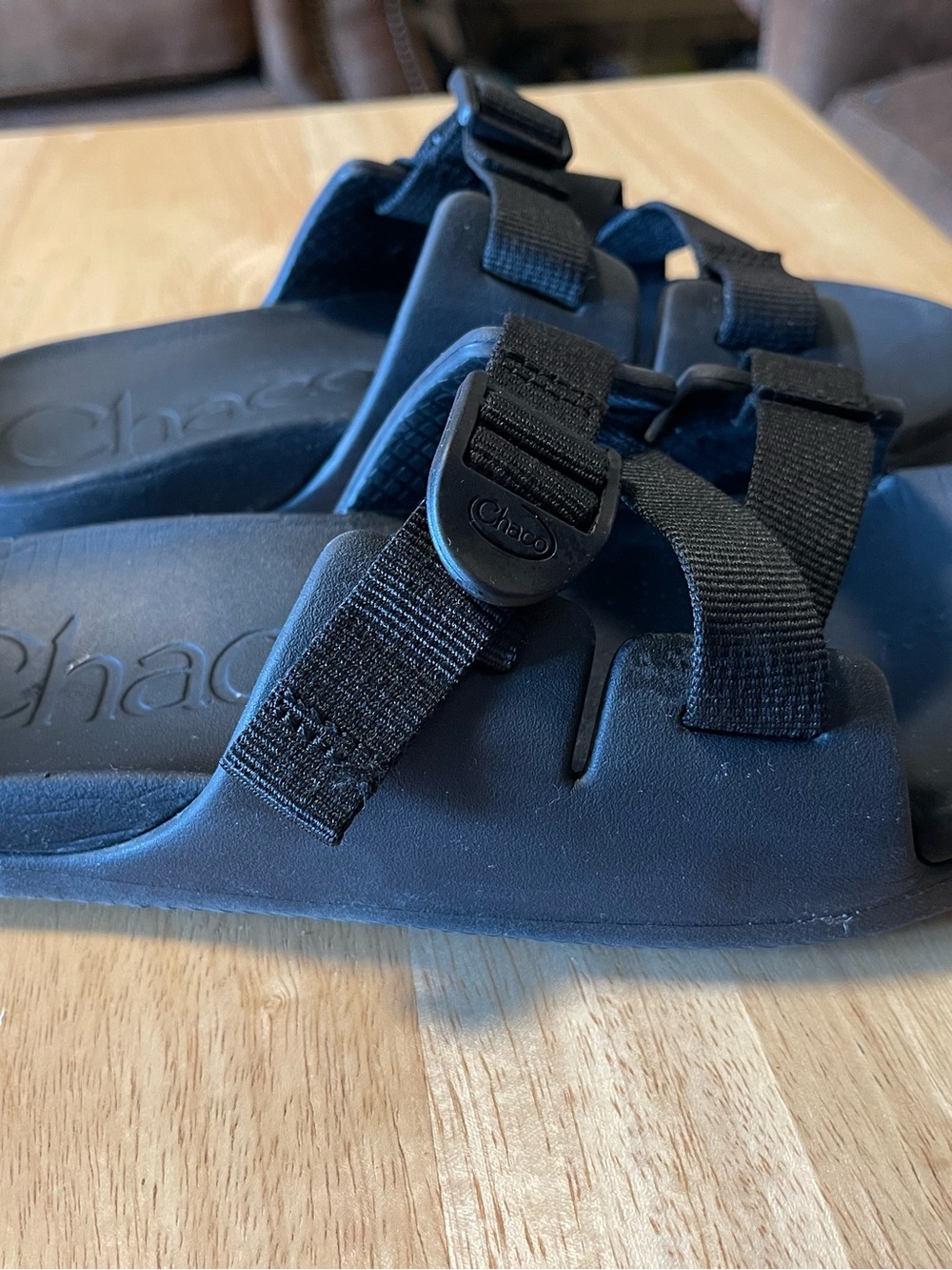 Chaco Chillos Black Slides Size 5 Kids Junior Sandals  Great Condition